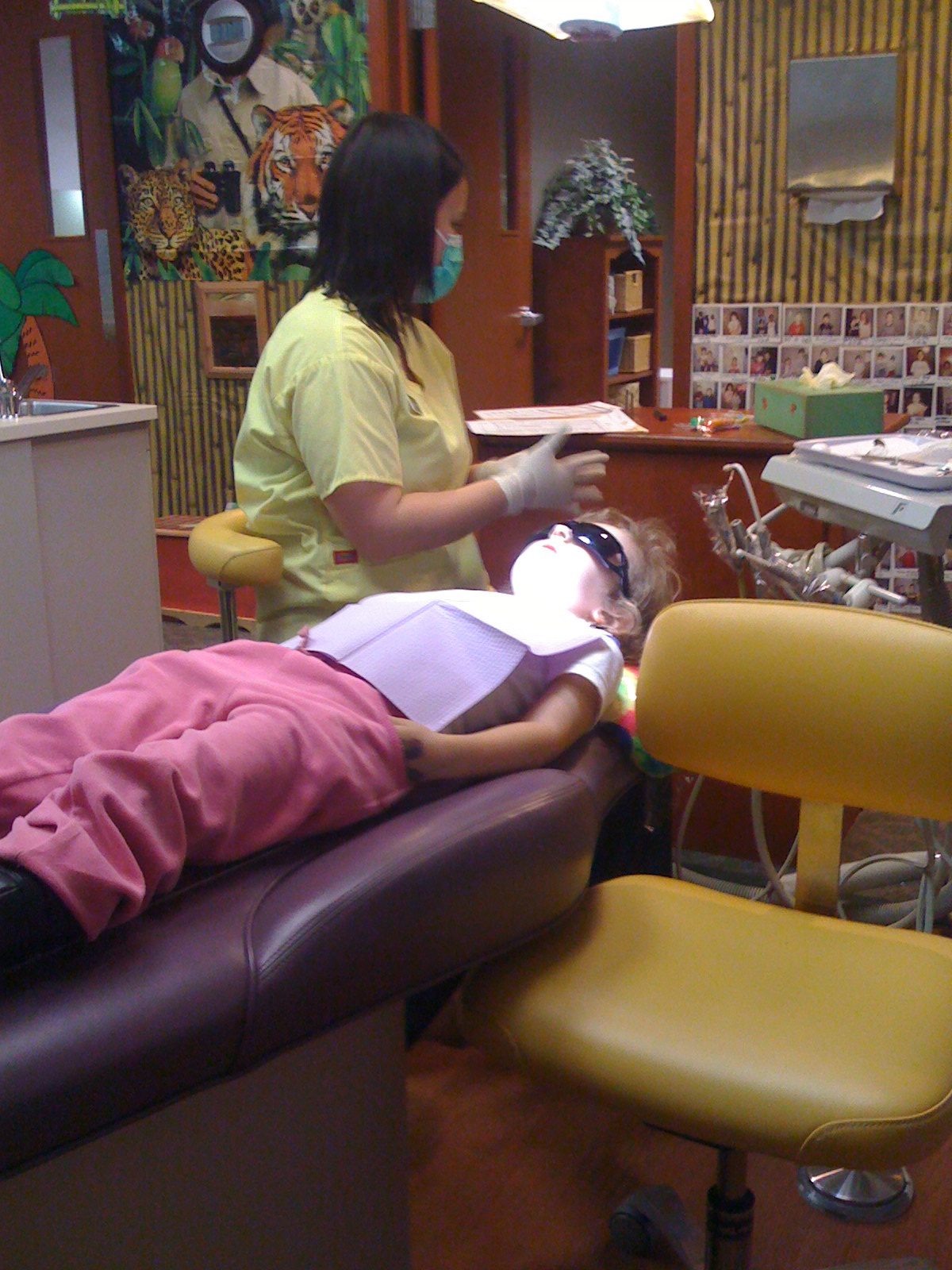 Dentist checkup