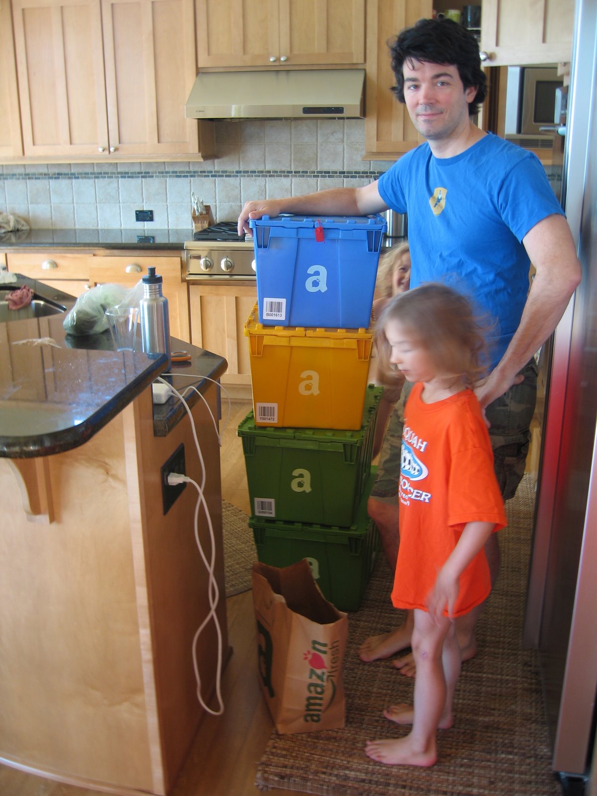 Amazon Fresh – groceries to the house