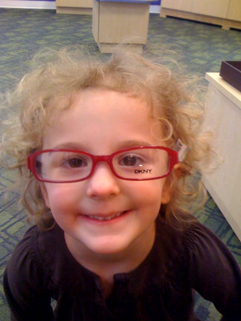 A young Sally Jessy Raphael